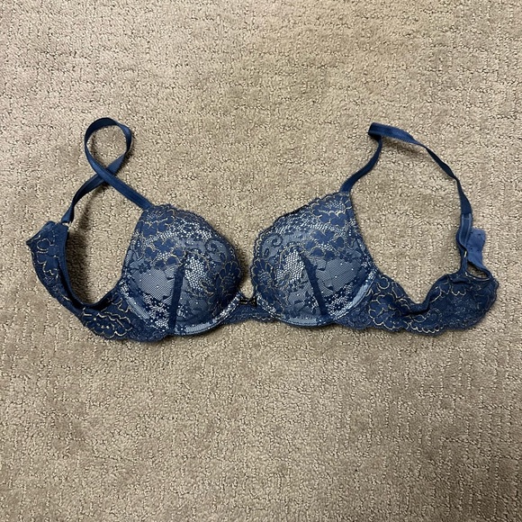 Victorias Secret Dream Angels Push Up Bra Lace Navy Gold 32B. - Picture 1 of 4